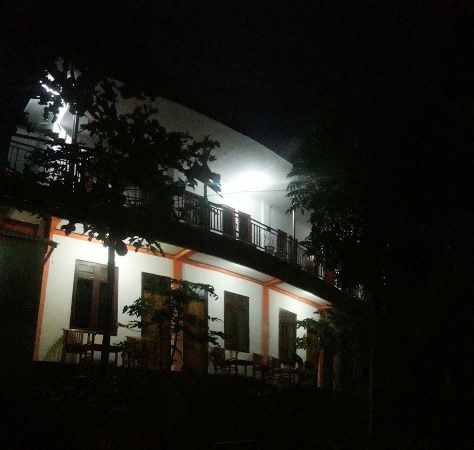 The Teuz B&B Labuan Bajo Kültér fotó